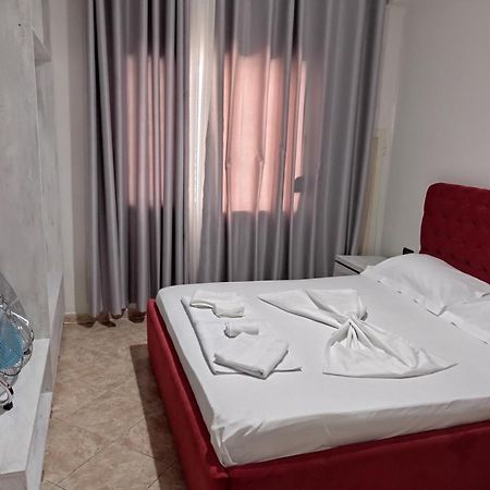 Hotel Vila Stefa Vlorë Rum bild