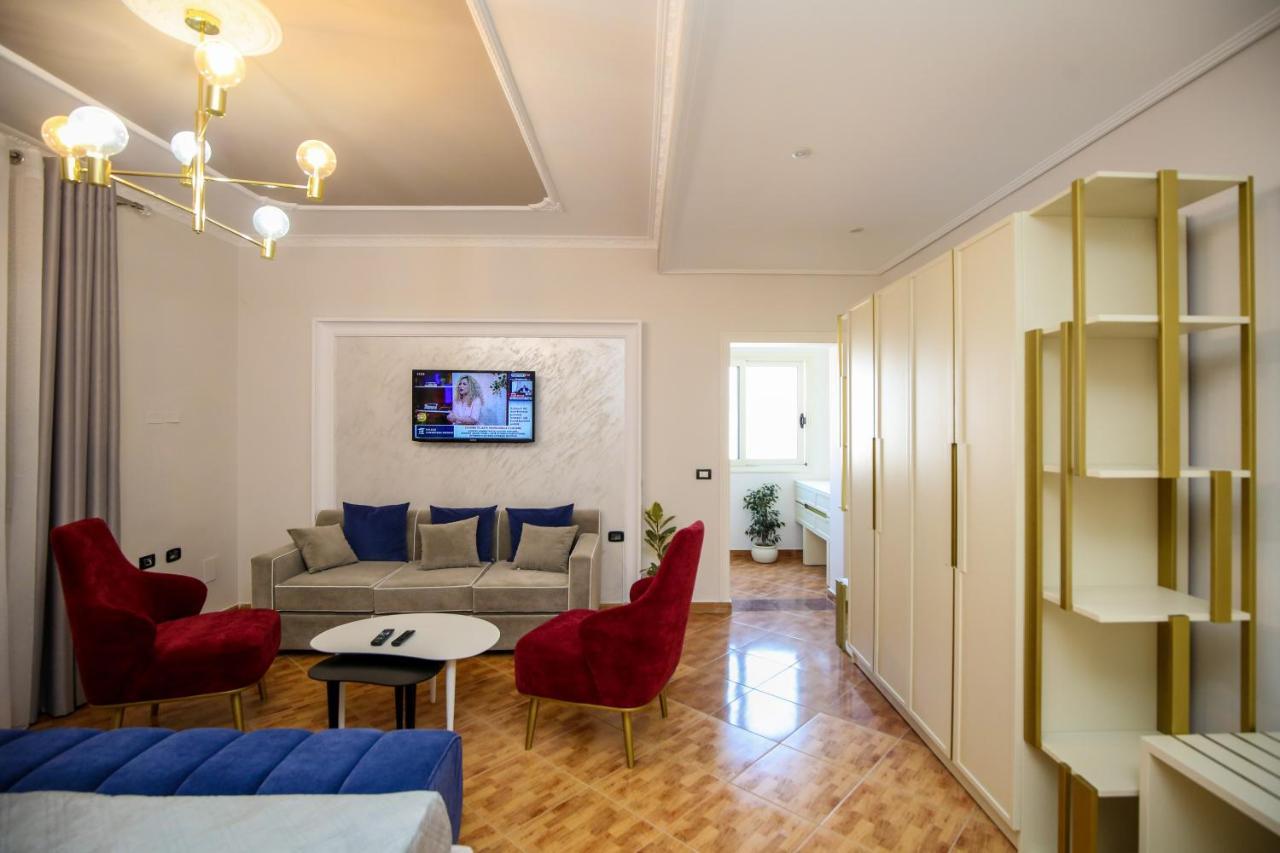 Hotel Vila Stefa Vlorë Exteriör bild