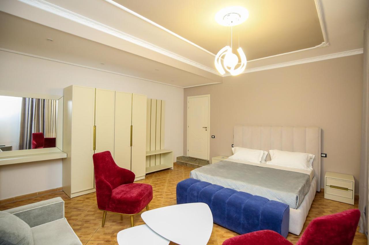 Hotel Vila Stefa Vlorë Exteriör bild